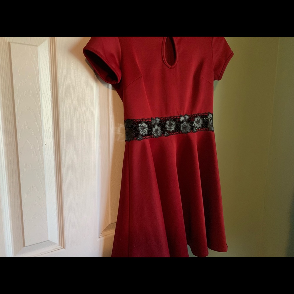 Young teen burgundy dress